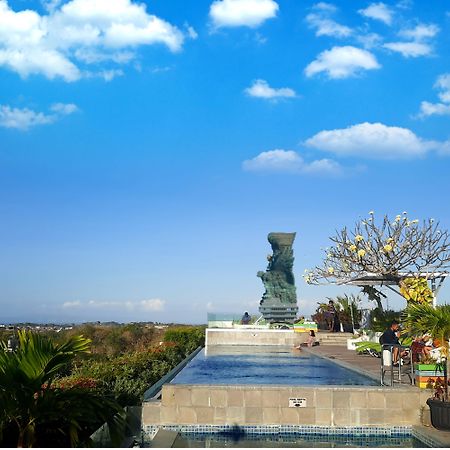 Maxonehotels At Bukit Jimbaran Buitenkant foto