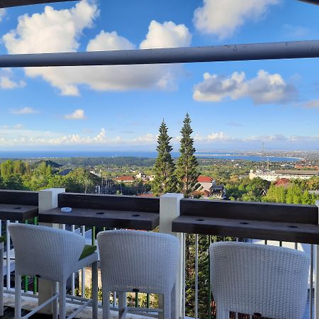 Maxonehotels At Bukit Jimbaran Buitenkant foto