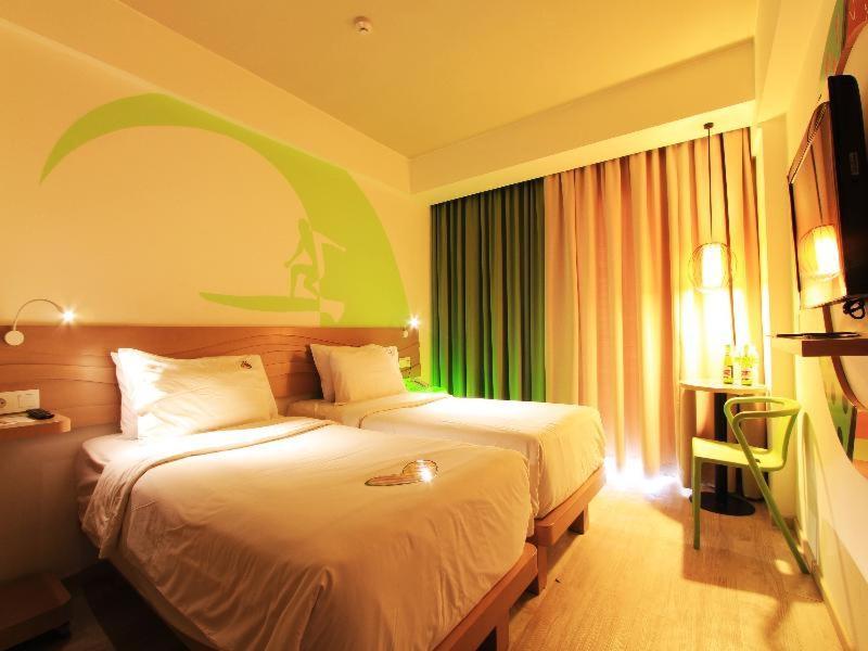 Maxonehotels At Bukit Jimbaran Kamer foto