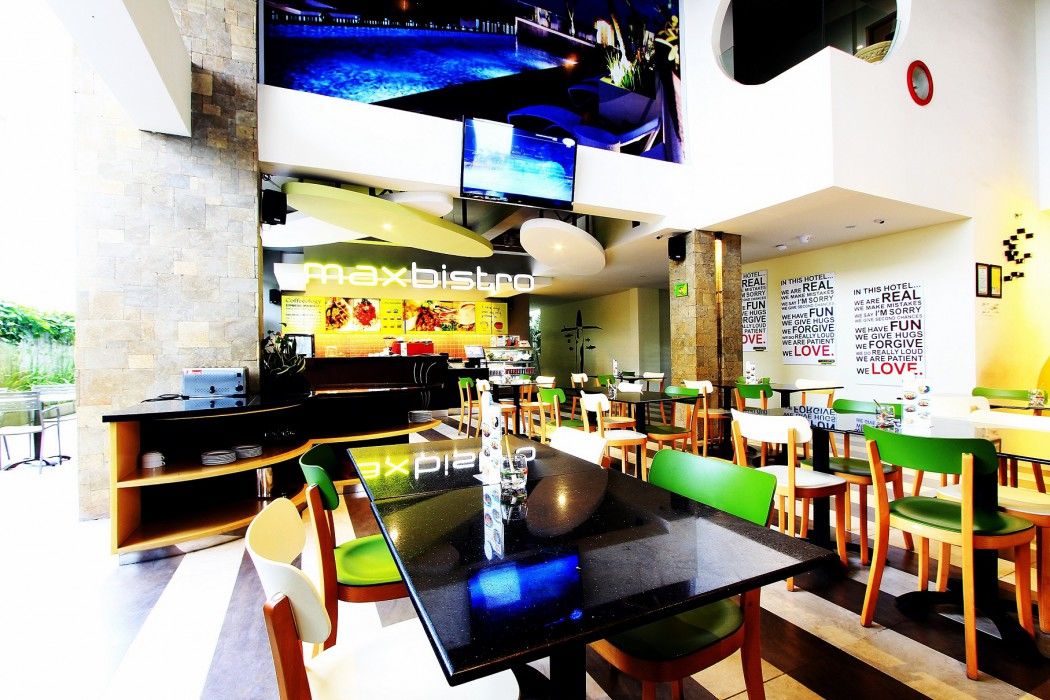 Maxonehotels At Bukit Jimbaran Buitenkant foto