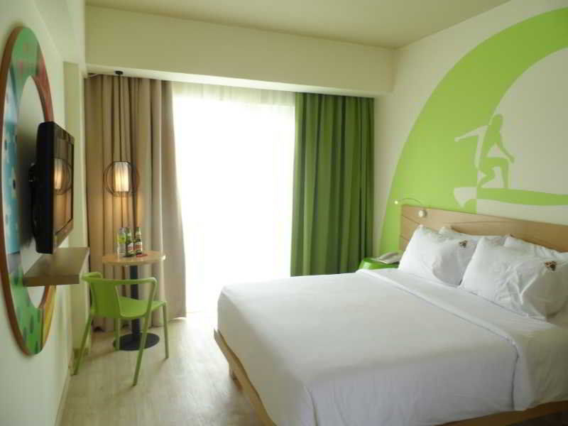 Maxonehotels At Bukit Jimbaran Buitenkant foto